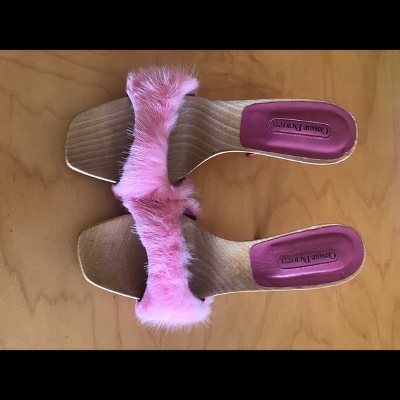 Cesare Paciotti Shoes - Cesare Paciotti sandals with pink fluffy top